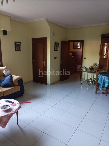 Foto ab24b6c9-796b-491e-8132-e41885743e01. Casa con parcheggio in San Cibrao das Viñas