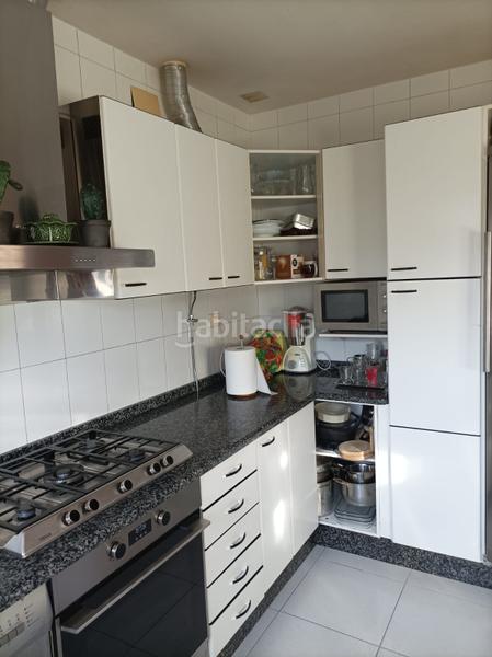 Foto b6740df5-d621-4093-9d49-f104de26efd7. Casa con parcheggio in San Cibrao das Viñas