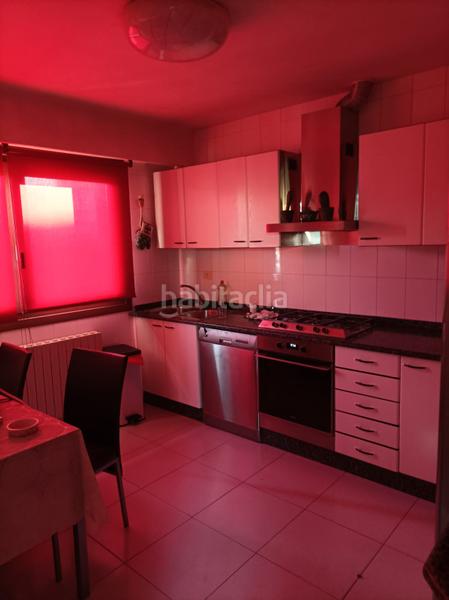 Foto c487eec3-eb28-4511-abef-4396d182e9db. Casa con parcheggio in San Cibrao das Viñas