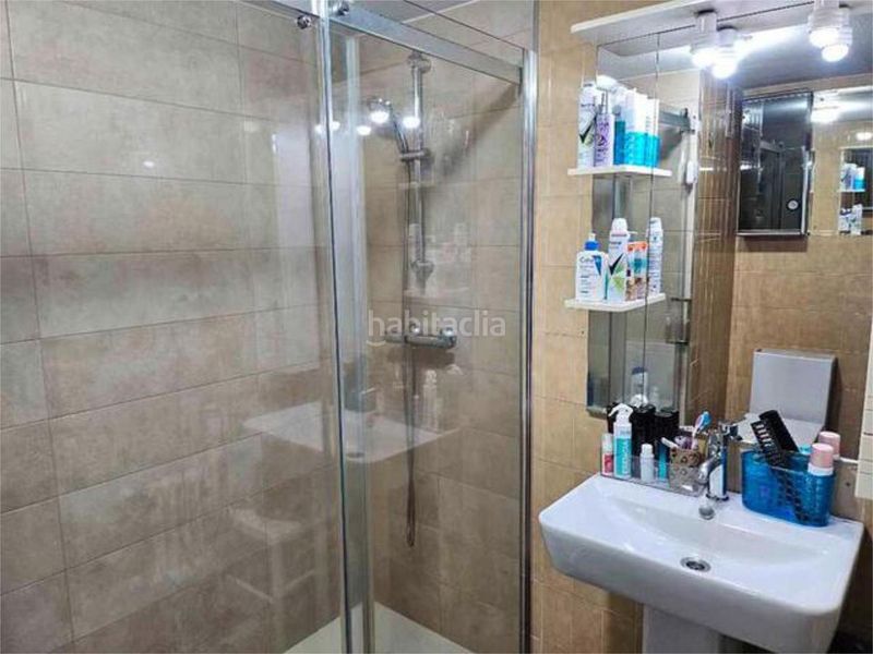 Foto b6528976-7dd4-447a-8aa0-35063b032d1e. Flat with heating parking in Centro Ourense