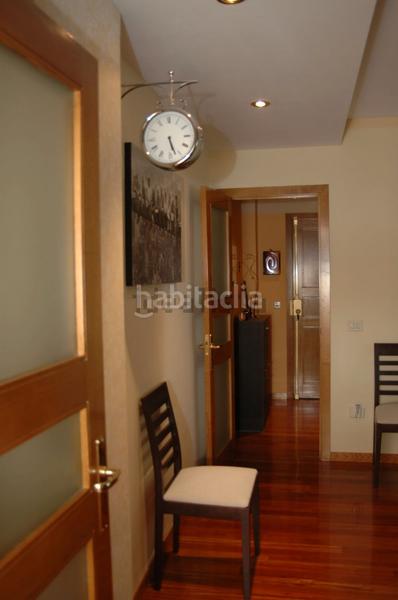 Foto a144c217-f67c-42cd-b19e-2ab45125c0c5. Pis amb calefacció aparcament a As Lagoas Ourense