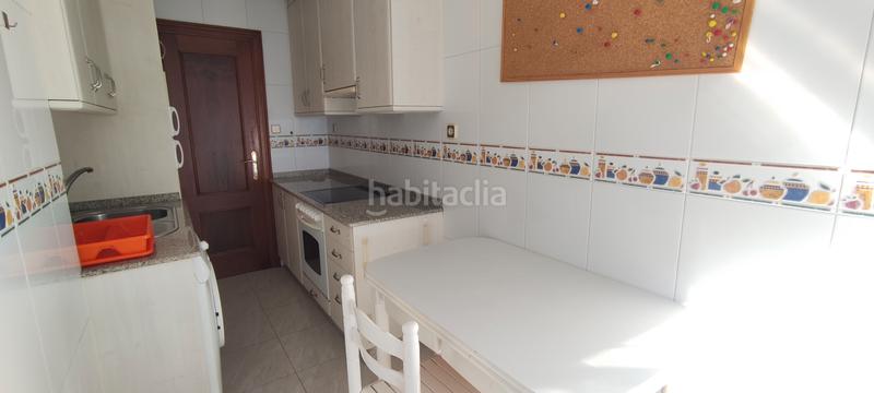 Foto 649f90f9-ed64-4ae3-b9ff-eced7c1f4680. Rent flat with heating in Casco Viejo Ourense