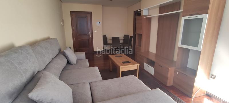 Foto 77c48d1b-ccd4-4c45-8787-8f53e99386f6. Rent flat with heating in Casco Viejo Ourense