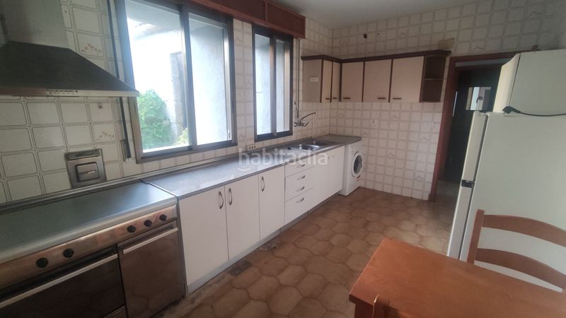 Foto b6c6fa1a-3738-4ed3-82b5-64aec9d636bb. Casa amb aparcament a San Cibrao das Viñas