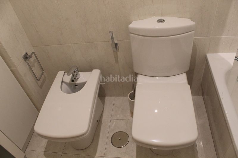 Foto a5bd9590-a473-4bb3-bad9-82056a03982c. Lloguer pis amb calefacció aparcament a Posío Ourense