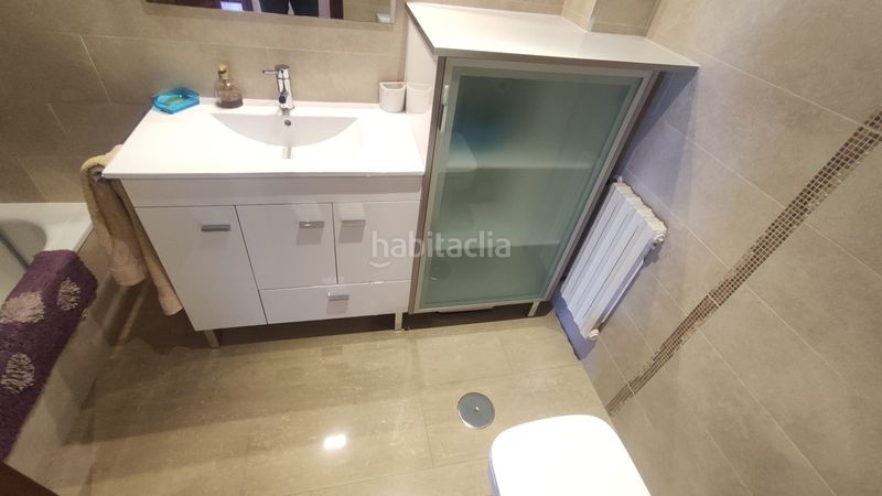 Foto 6550a259-37bf-4a0b-90ca-58bbc0f56797. Lloguer pis amb calefacció aparcament a Residencia Ourense