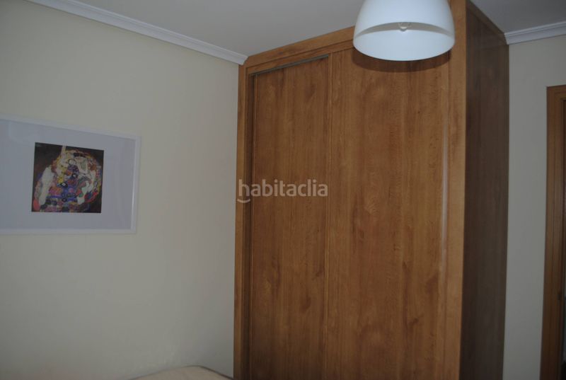 Foto 6b062971-215c-49ef-9fcf-a584f69fa12b. Apartament amb calefacció aparcament a Universidad Ourense