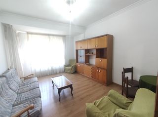Miete Etagenwohnung  Rúa ramón puga