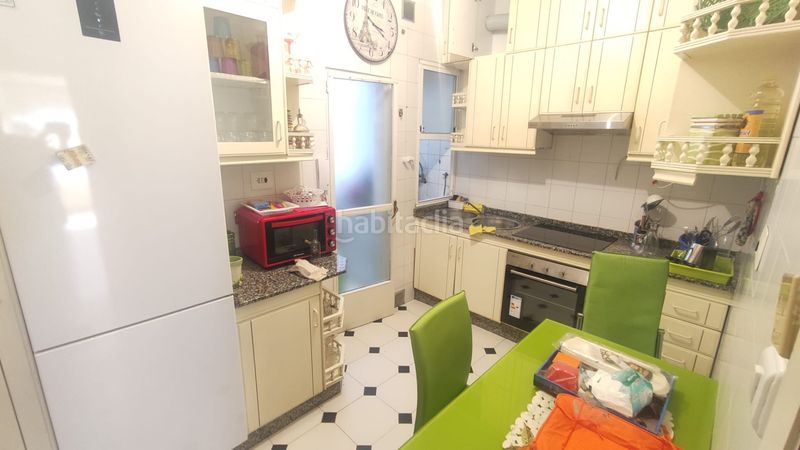 Foto cc7736d9-fb89-4078-98d2-de7ac942aae0. Rent flat with heating in Centro Ourense