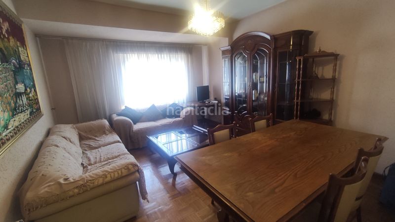 Foto 8b14ab3c-ef0a-4add-9fc3-ad25ba660324. Rent flat with heating in Universidad Ourense