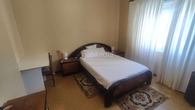 Foto b8989c99-60c7-4705-bea5-aa0a47ee0948. Rent flat with heating in Universidad Ourense