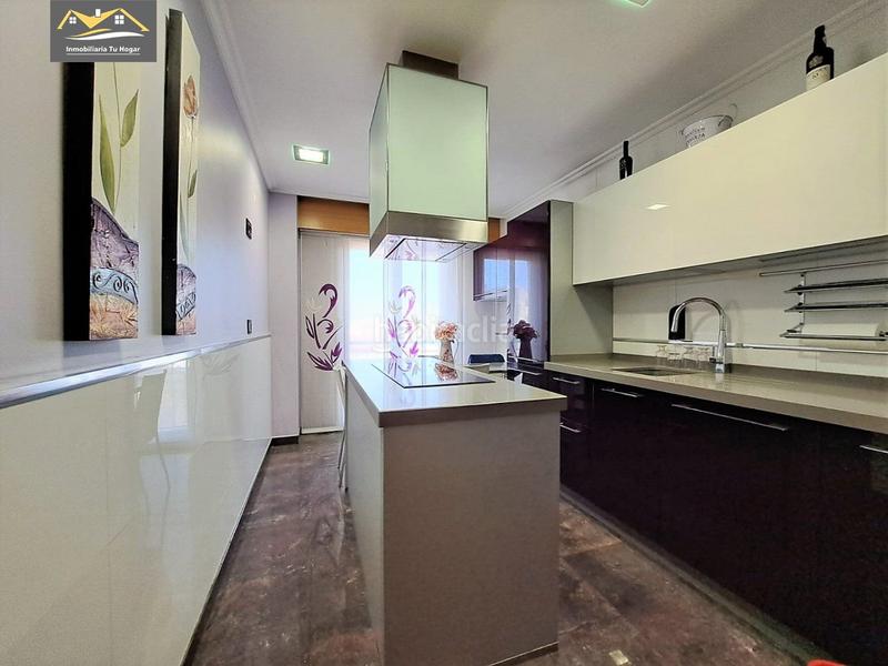 Foto bd0d65e3-05bc-4c23-a0ef-2b04365dbe80. Etagenwohnung mit heizung parking in San Rosendo Ourense