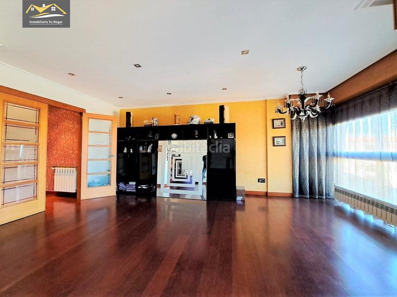 Foto d1943e38-026d-4273-9439-3c7609e3fe4f. Etagenwohnung mit heizung parking in San Rosendo Ourense