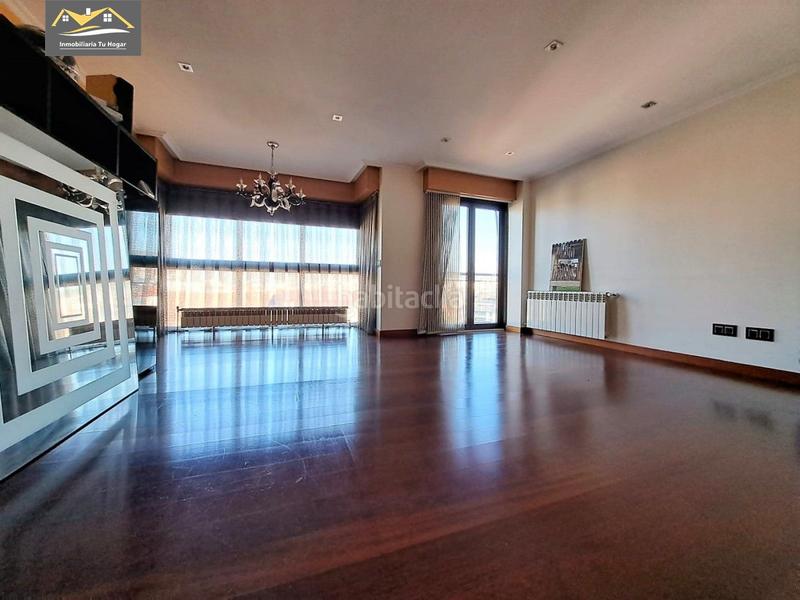 Foto d7a6f8a2-a443-42a1-8c22-84372a800ad7. Etagenwohnung mit heizung parking in San Rosendo Ourense