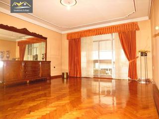 Pis a Centro. Se vende piso de 200 m2 con garaje en el centro de ourense ref.