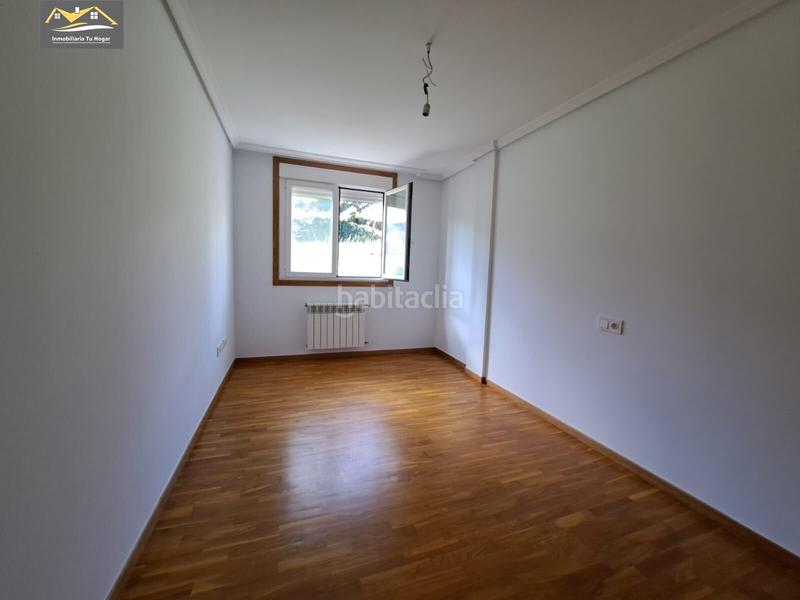 Foto ba721496-b258-4f9f-8357-6ccbd53bc7a6. Duplex con riscaldamento parcheggio in Ribadavia