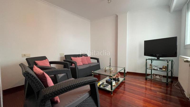 Foto fd3e404c-0e9c-42e2-bddd-9a8c12bc7626. Haus mit heizung parking in Xinzo de Limia