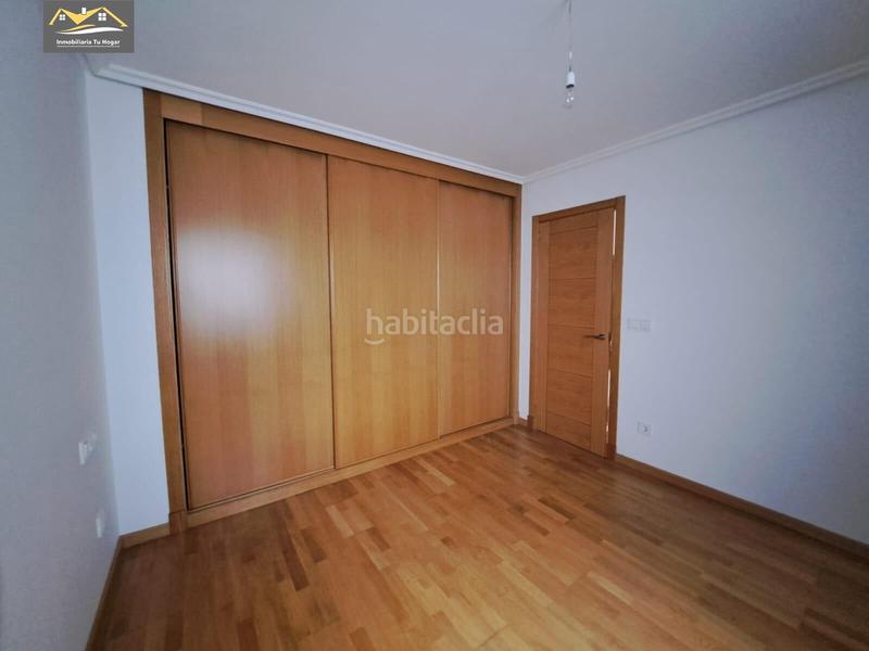 Foto 379b6acc-2f93-475c-a034-b7f171e8caf9. Apartament amb calefacció aparcament a A Carballeira Ourense