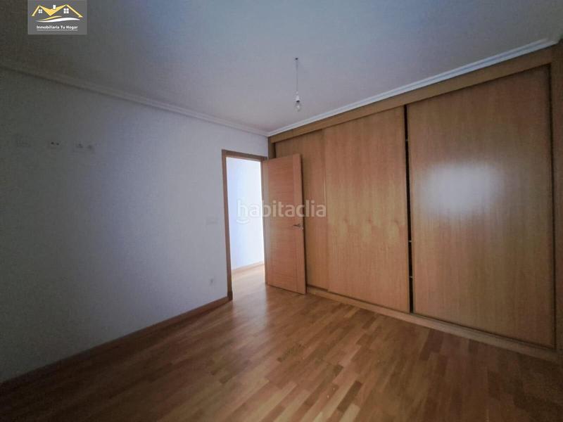 Foto 8e4e0c16-bcea-4d76-8106-69976d859339. Apartament amb calefacció aparcament a A Carballeira Ourense