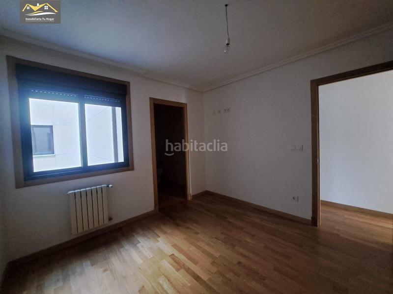 Foto acab3d8b-eda1-438a-a811-e512948318d7. Apartament amb calefacció aparcament a A Carballeira Ourense