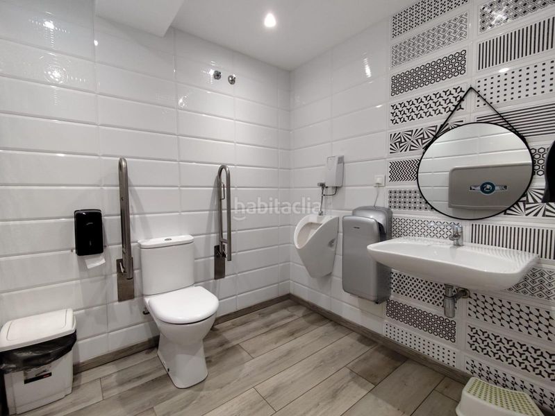 Foto 8b6e6dbd-083f-4f92-b7f4-9b225a82590a. Local comercial a Centro Ourense