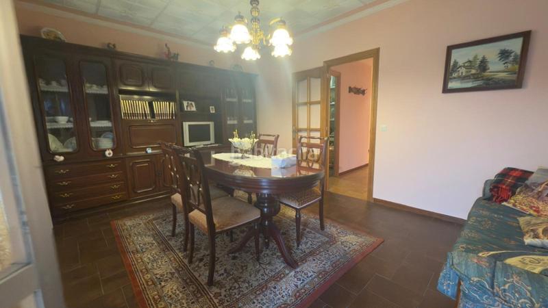 Foto 02084ca2-c3c9-4ec7-b8eb-8ae6cd8911b1. Piso descubre tu nuevo hogar en este encantador piso en venta! en Verín