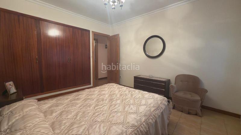 Foto 3d5a7c28-eff3-4aa1-946c-05428ed0b21e. Piso descubre tu nuevo hogar en este encantador piso en venta! en Verín