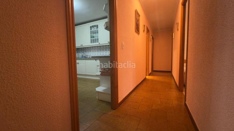 Foto 858c5352-61a7-4c20-a36e-a703b43cc0b3. Piso descubre tu nuevo hogar en este encantador piso en venta! en Verín