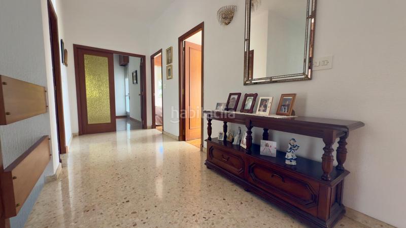 Foto f896d031-bb77-4f02-b689-2ae0cad3fba8. Masia amb calefacció aparcament a Coles