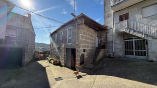 Masia  Roimelo-nu. Casa de piedra en allariz con tejado, ventanas calefacción nuevo