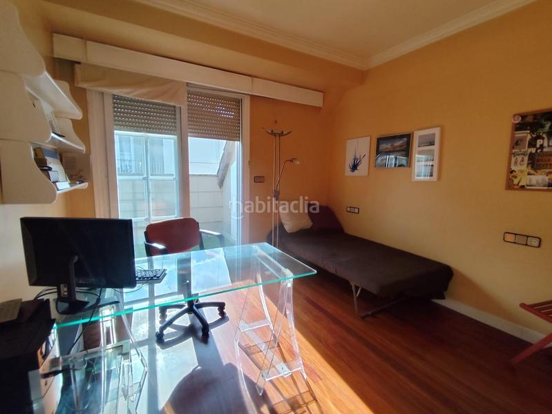 Foto e45e7527-7da2-44f7-84a3-c22874a36735. Flat with heating parking in Centro Ourense