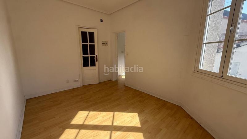 Foto 3844a3ae-240c-4ab9-bfc2-7d005e437caf. Piso  reformado en vazquez mella marcelo macias en Ourense