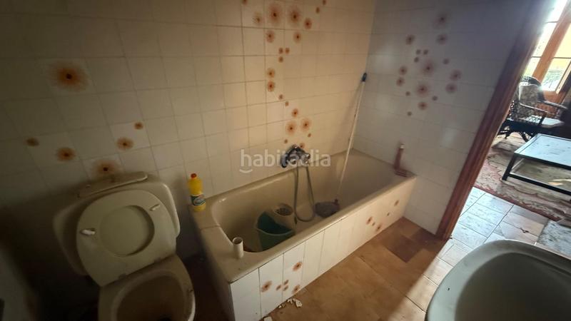 Foto 29a42d01-8f27-4dc6-87b5-c45d066e767a. Casa con parcheggio in Toén