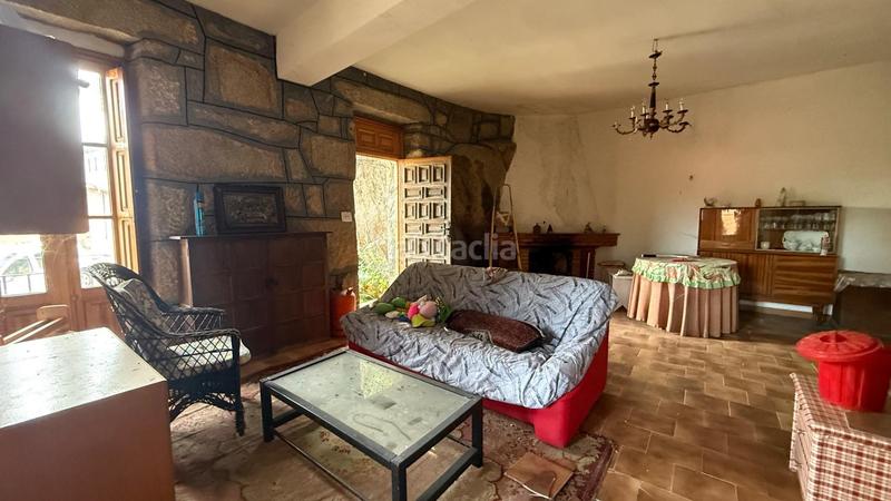 Foto b6e35251-86ac-415e-8d45-c1fa06719195. Casa con parcheggio in Toén