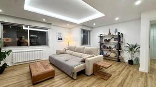 Pis  De emilia pardo bazán. Gran piso reformado íntegramente con 3 habitaciones, 2 baños, te