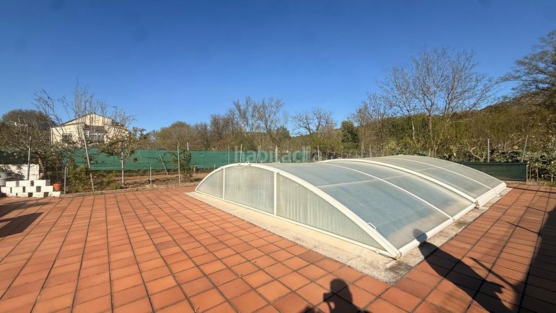 Foto 0a64bdd9-804c-4d07-b03e-7a66a11e7062. Xalet amb aparcament piscina a Leiro