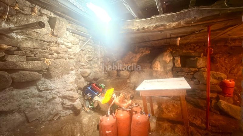 Foto ecf7efe7-4f66-40d0-9f5a-2e3fd15233a9. Casa amb calefacció aparcament a Dozón