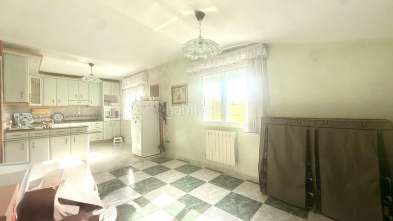 Foto c35485aa-38a6-4d21-9334-1e4344660ade. Casa amb calefacció aparcament a Monforte de Lemos