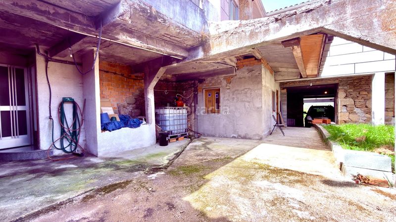 Foto 0085fa45-e783-4f91-b6e2-5ec45cc058ea. Casa amb aparcament a Ramirás