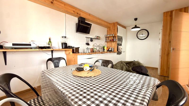 Foto 38a767f3-ba61-4835-bb03-63be065ee441. Casa amb aparcament a Ramirás