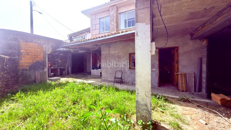 Foto b6f53bcf-5b70-48cb-8094-f8a5358f9cb3. Casa amb aparcament a Ramirás