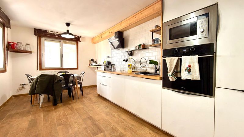 Foto dfdbe6aa-6e55-476e-9377-931a488fca5c. Casa amb aparcament a Ramirás