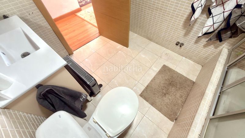 Foto fd6d4f18-618c-49e1-8be5-ba8e6fb3c87d. Casa amb aparcament a Ramirás