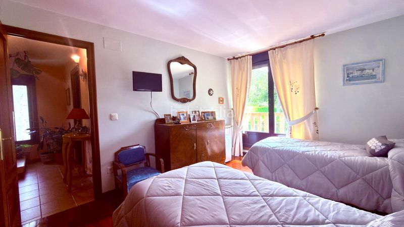 Foto a4a019e8-e874-44fc-82aa-f37e772bd9a1. Casa amb aparcament a Esgos