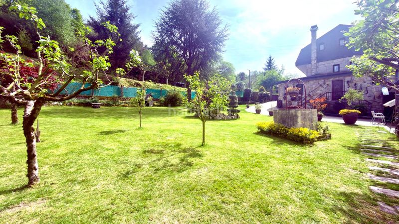 Foto ab25d975-b3e6-4d1e-8a6f-a2e981b3edbf. Casa amb aparcament a Esgos