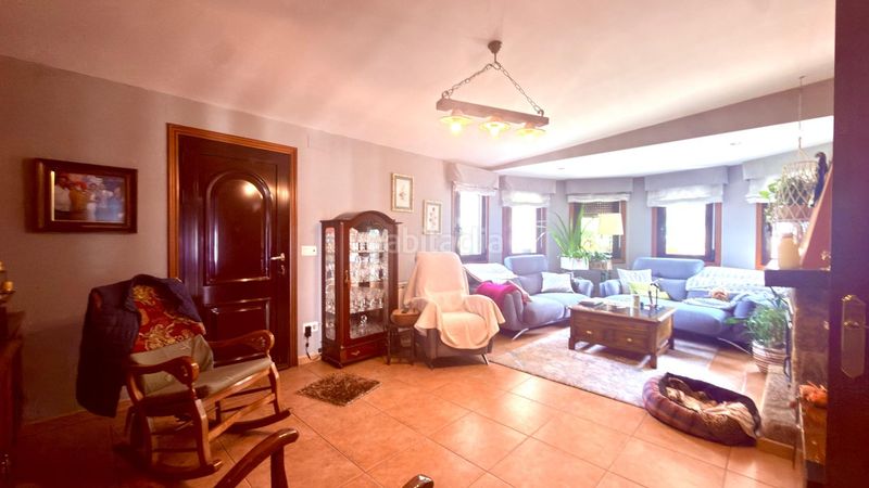 Foto c384e78e-d317-426c-824e-e90e1c08dbb8. Casa amb aparcament a Esgos