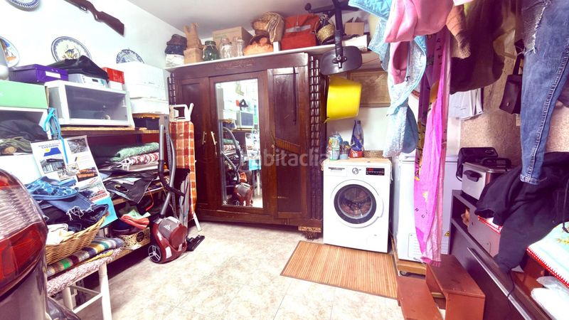 Foto cf80c8b6-3e38-411d-bee6-379e88e5c5aa. Casa amb aparcament a Esgos