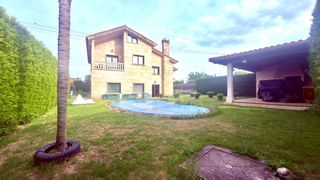 Casa  Calle calle principal. Descubre la chalet de tus sueños en venta en san cibrao