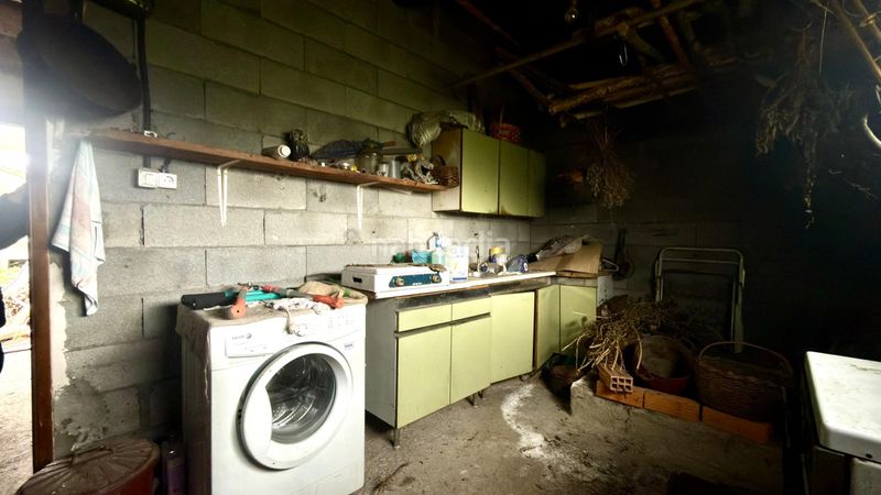 Foto 20c533a7-ec78-483c-8906-eedf1844bb77. Casa amb aparcament a Baltar