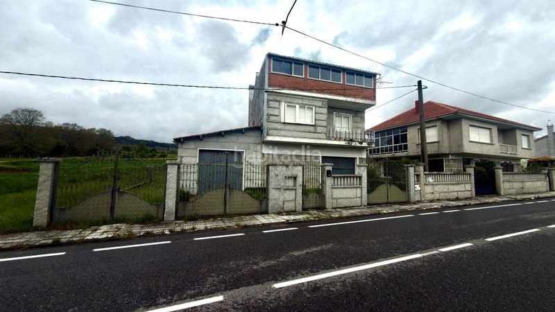 Foto 2eead9ea-1e50-40af-b0ad-e2ce71a2a8f2. Casa amb aparcament a Baltar